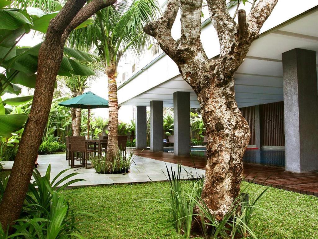 Mitra Bandung Hotel Esterno foto