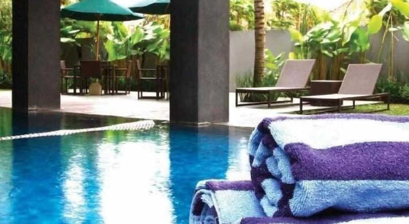 Mitra Bandung Hotel Esterno foto