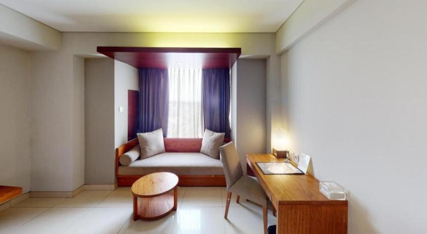 Mitra Bandung Hotel Esterno foto