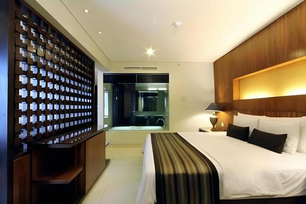 Mitra Bandung Hotel Esterno foto